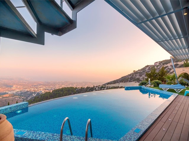 Una piscina en tu jardín para este verano ¡Aún estás a tiempo!